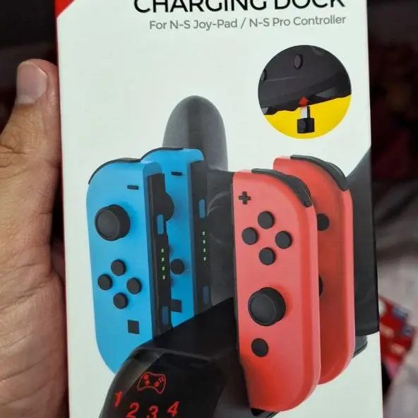 Base de Carga de JoyCons + Mando Pro's photo #7